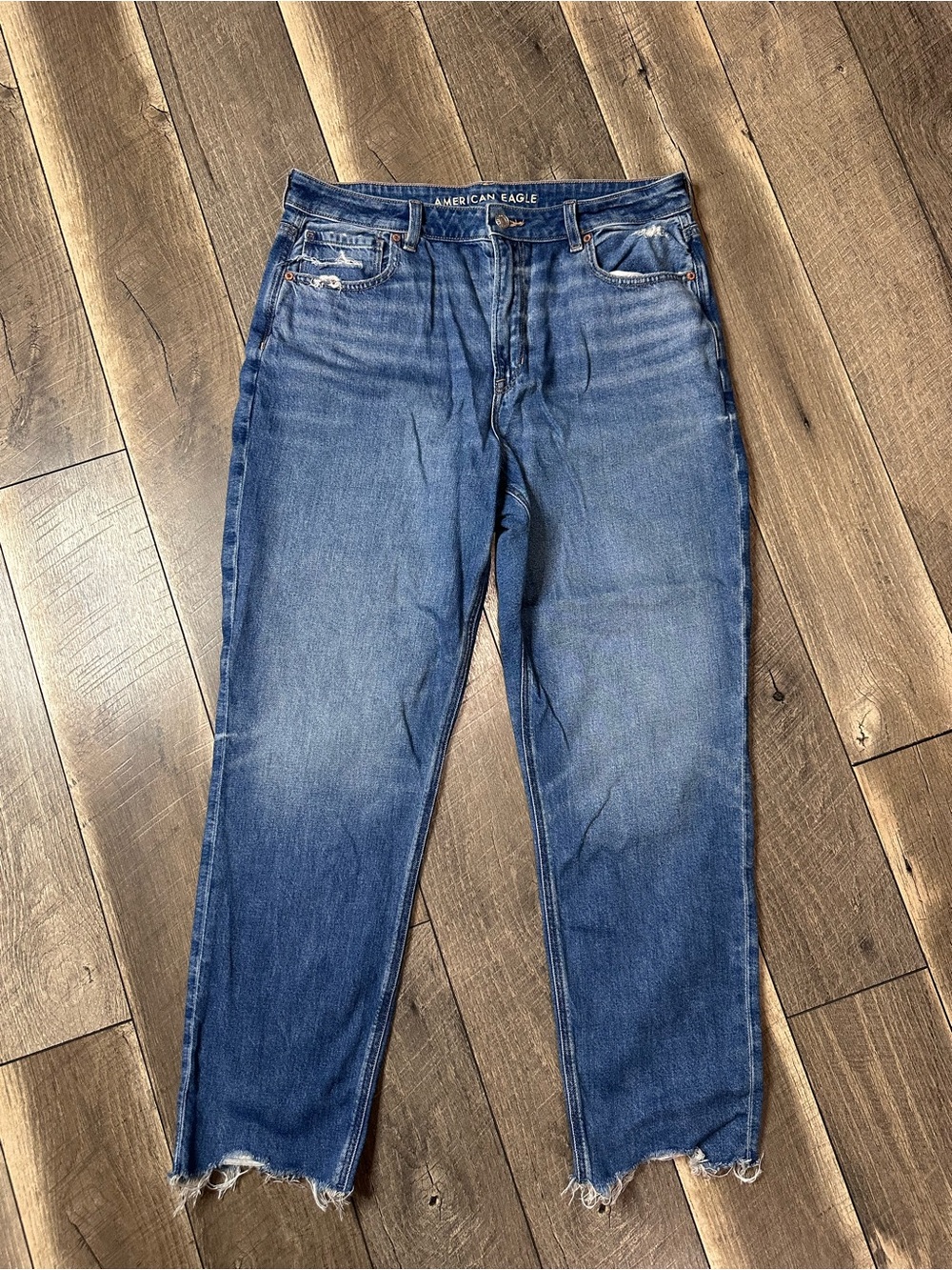 American Eagle Mom Jeans